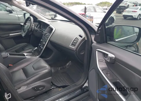 2015 Volvo Xc60 T6 Premier Plus из США, поврежденный, VIN YV4902RC4F2582520